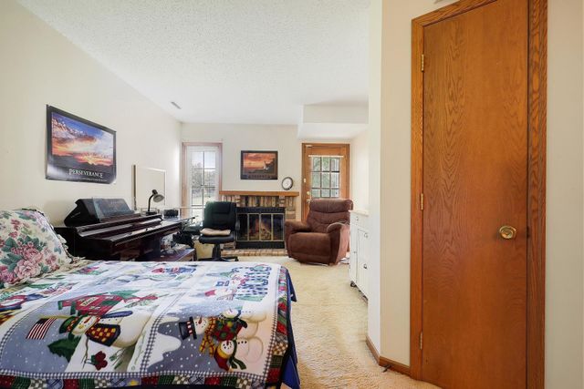 14389 Bedford Drive, Eden Prairie, MN 55346