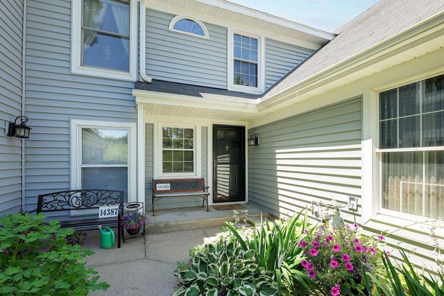 14389 Bedford Drive, Eden Prairie, MN 55346