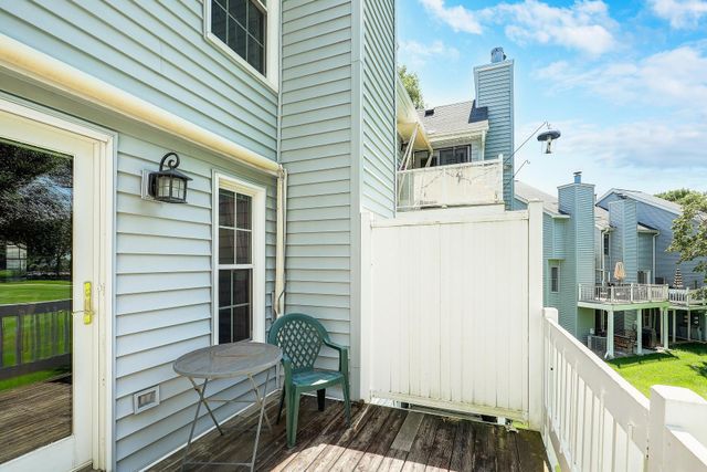 14389 Bedford Drive, Eden Prairie, MN 55346