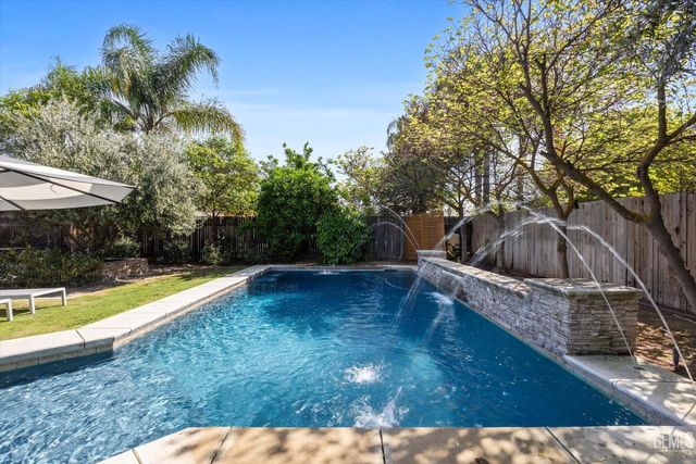 13509 Challis Forest Lane, Bakersfield, CA 93314