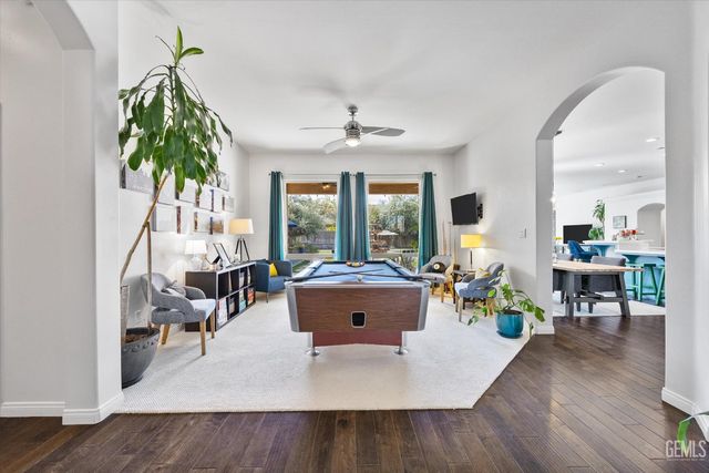 13509 Challis Forest Lane, Bakersfield, CA 93314