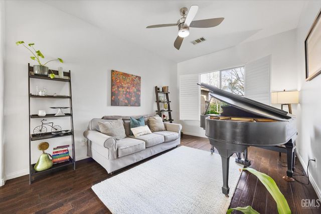 13509 Challis Forest Lane, Bakersfield, CA 93314