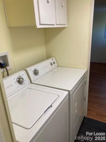 7903 Blackwood Road, Denver, NC 28037