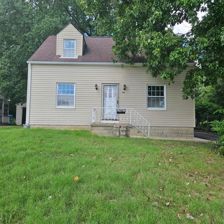 Image 2 of property listing at 105 S 20th Street, Mt Vernon, IL 62864