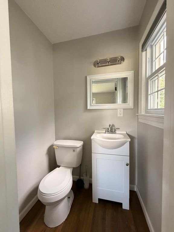 Image 26 of property listing at 105 S 20th Street, Mt Vernon, IL 62864