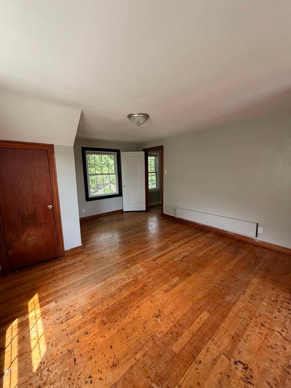 Image 29 of property listing at 105 S 20th Street, Mt Vernon, IL 62864