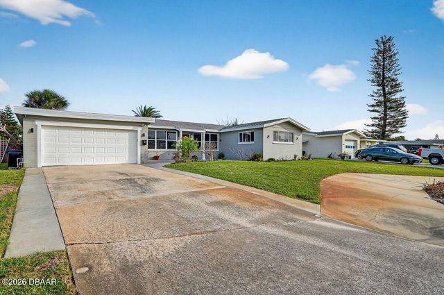 45 Loyola Drive, Ormond Beach, FL 32176