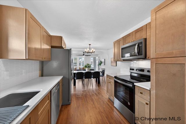 117 E 3RD AVE, Cheyenne, WY 82001