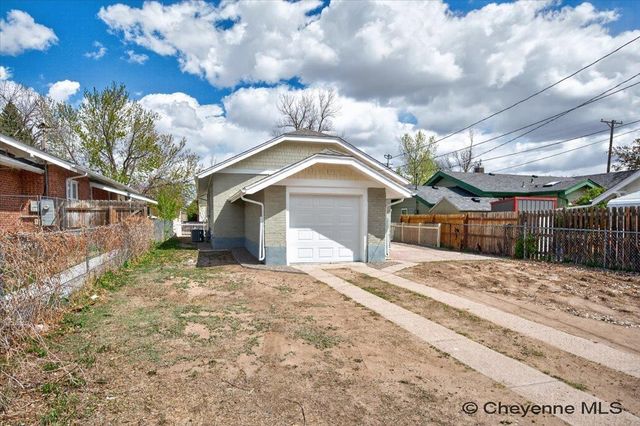 117 E 3RD AVE, Cheyenne, WY 82001