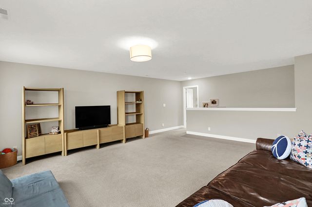 597 Gainsboro Drive, West Lafayette, IN 47906