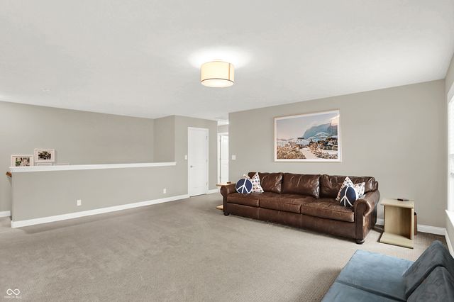 597 Gainsboro Drive, West Lafayette, IN 47906