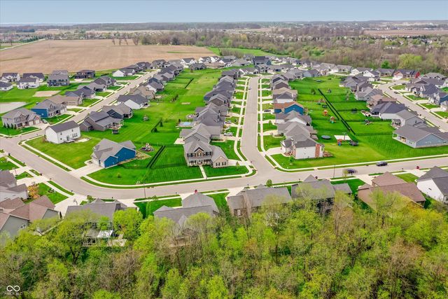 597 Gainsboro Drive, West Lafayette, IN 47906