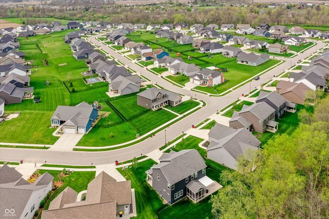 597 Gainsboro Drive, West Lafayette, IN 47906