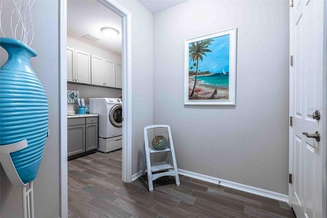 8306 BLUEVINE SKY DRIVE, Land O Lakes, FL 34637