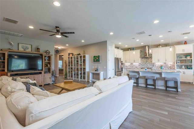 8306 BLUEVINE SKY DRIVE, Land O Lakes, FL 34637