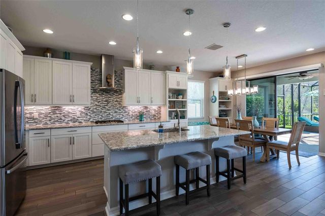 8306 BLUEVINE SKY DRIVE, Land O Lakes, FL 34637