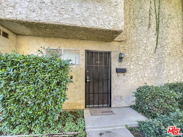 13701 Hubbard Street 44, Sylmar, CA 91342
