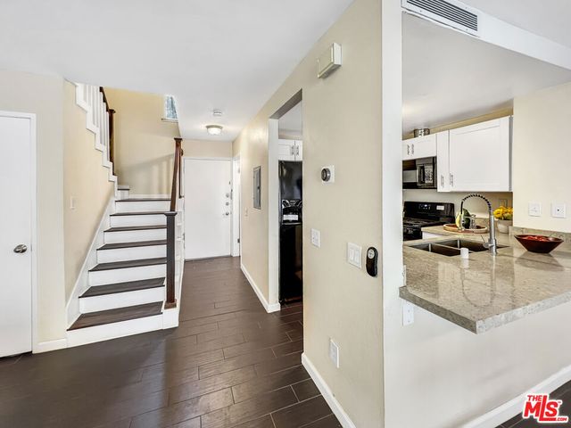 13701 Hubbard Street 44, Sylmar, CA 91342