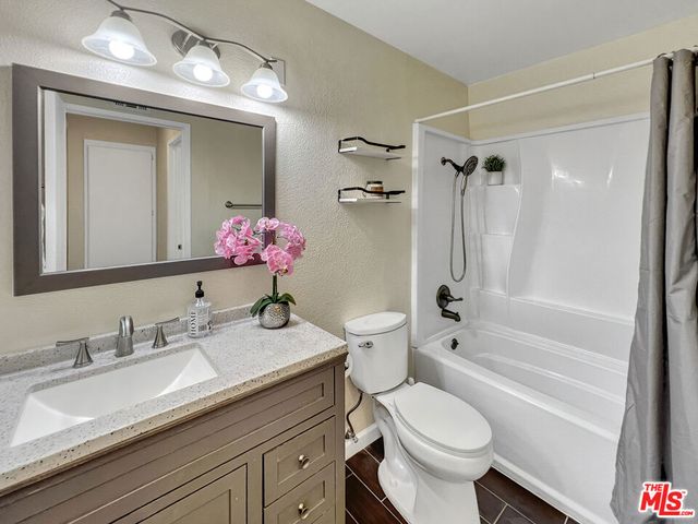 13701 Hubbard Street 44, Sylmar, CA 91342