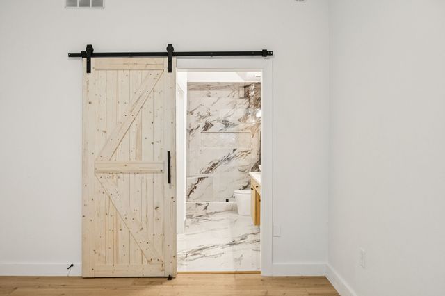 3225 Turtle Creek Boulevard 142, Dallas, TX 75219