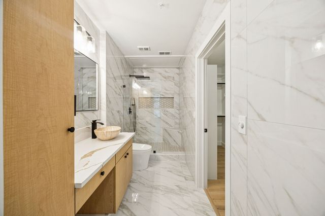 3225 Turtle Creek Boulevard 142, Dallas, TX 75219