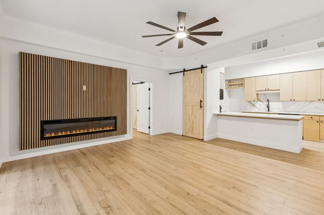 3225 Turtle Creek Boulevard 142, Dallas, TX 75219