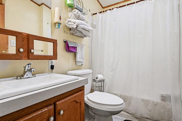 68854 34th Avenue, Bangor Twp, MI 49043