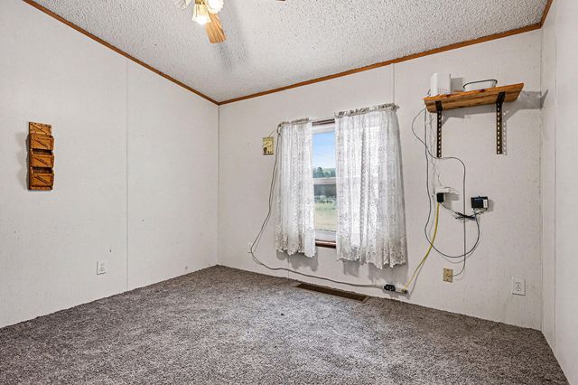 68854 34th Avenue, Bangor Twp, MI 49043