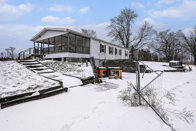 68854 34th Avenue, Bangor Twp, MI 49043