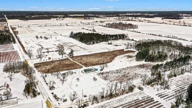 68854 34th Avenue, Bangor Twp, MI 49043