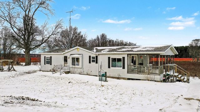 68854 34th Avenue, Bangor Twp, MI 49043