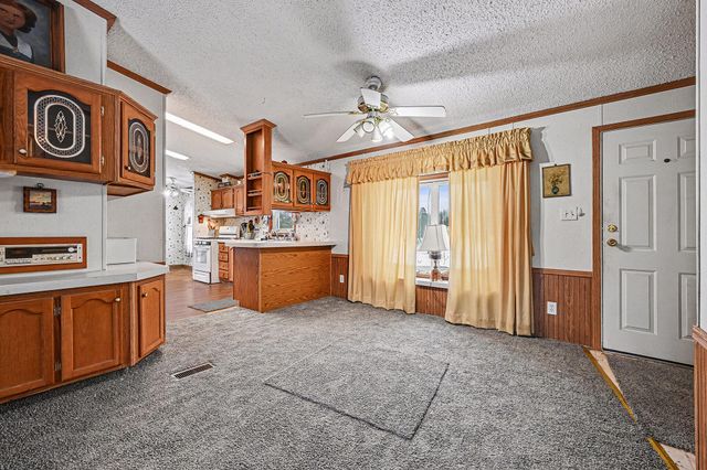 68854 34th Avenue, Bangor Twp, MI 49043