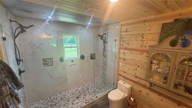 10183 Farm Road 38 N, Sumner, TX 75486