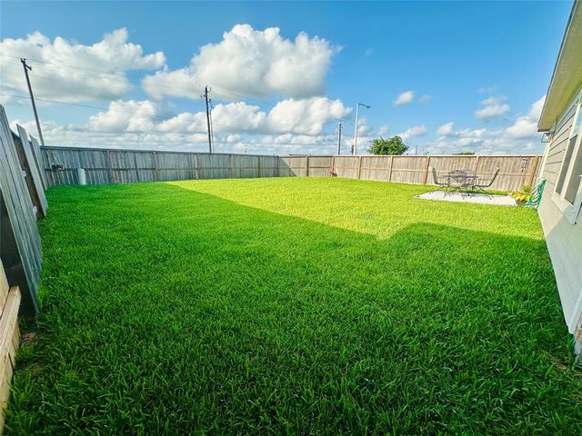 846 Imperial Loop, Alvin, TX 77511