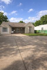 2831 W Clarendon Drive, Dallas, TX 75211