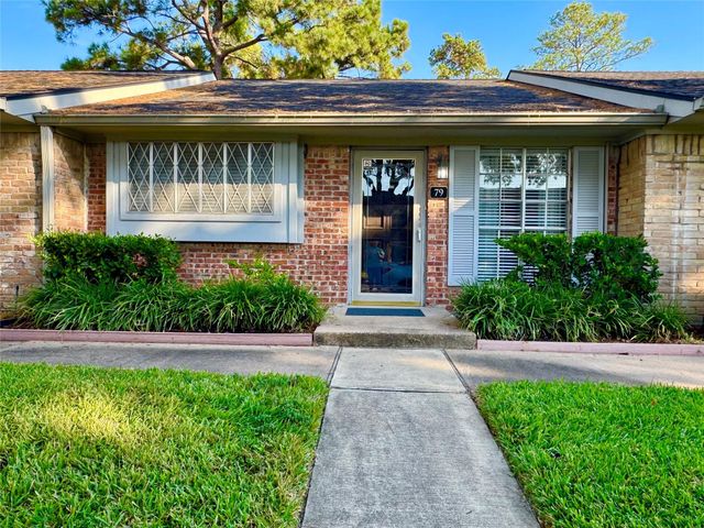 1016 E Tri Oaks Lane 79, Houston, TX 77043