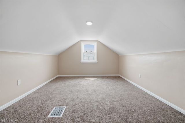 13840 Sacramento Avenue, Cleveland, OH 44111