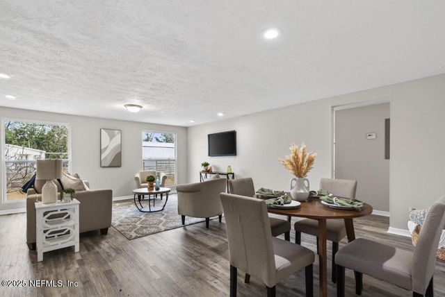 275 CLAREMORE Avenue, Jacksonville, FL 32220