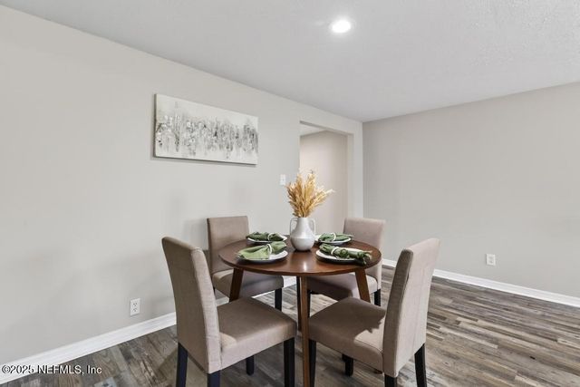 275 CLAREMORE Avenue, Jacksonville, FL 32220