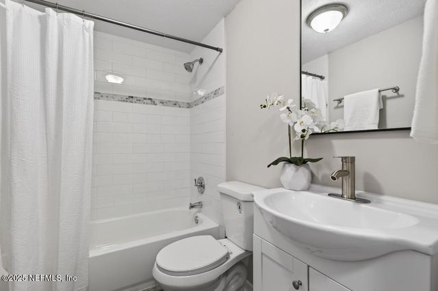 275 CLAREMORE Avenue, Jacksonville, FL 32220