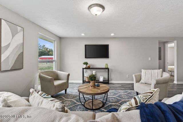 275 CLAREMORE Avenue, Jacksonville, FL 32220