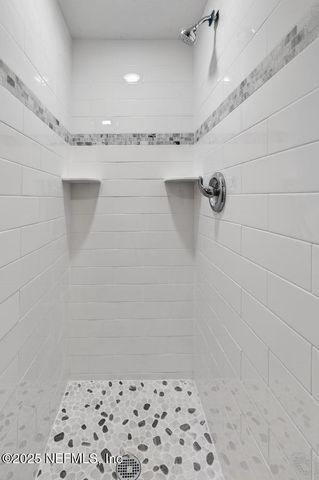 275 CLAREMORE Avenue, Jacksonville, FL 32220