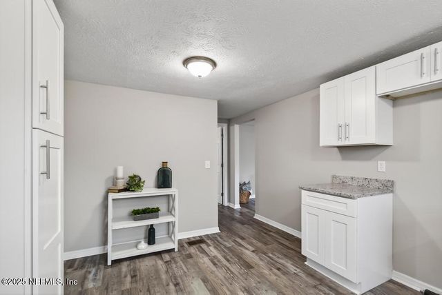 275 CLAREMORE Avenue, Jacksonville, FL 32220