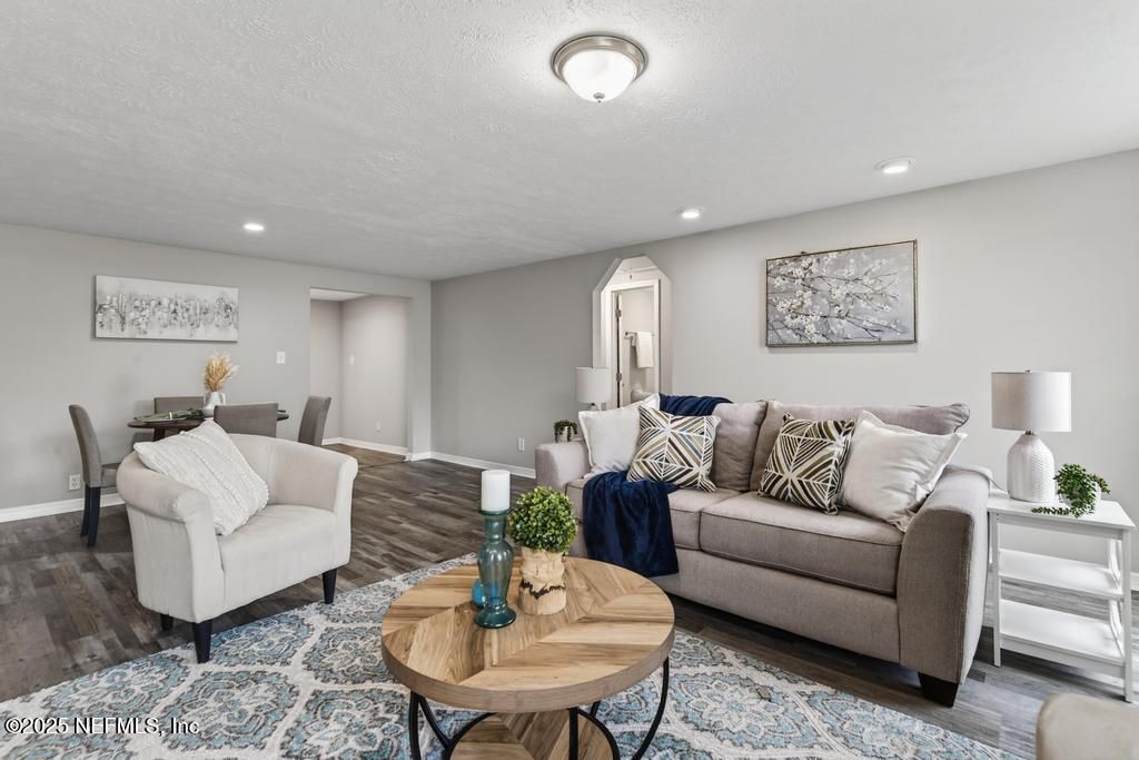 275 CLAREMORE Avenue, Jacksonville, FL 32220