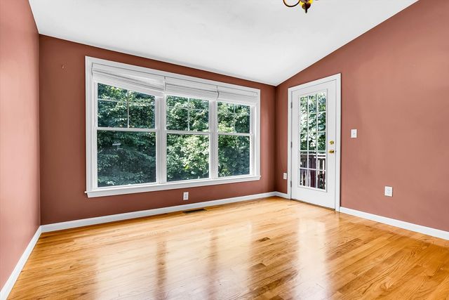 8 Paxton Ct 8, Grafton, MA 01536