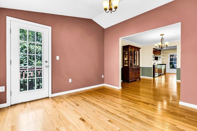 8 Paxton Ct 8, Grafton, MA 01536