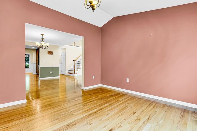 8 Paxton Ct 8, Grafton, MA 01536