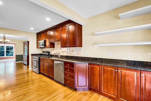 8 Paxton Ct 8, Grafton, MA 01536