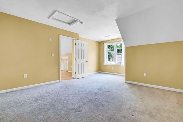 8 Paxton Ct 8, Grafton, MA 01536