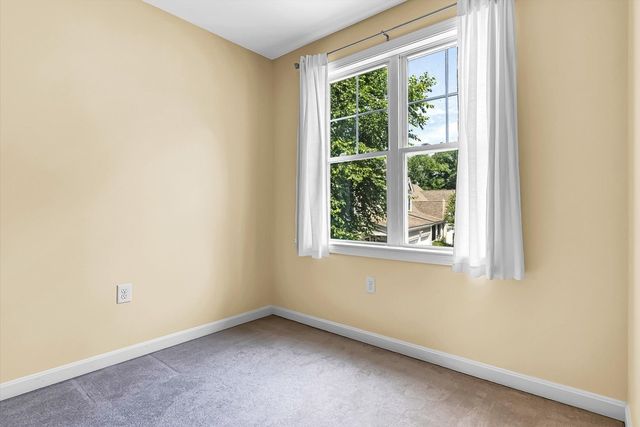 8 Paxton Ct 8, Grafton, MA 01536